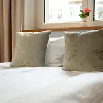 Family With Balcony In By Renters *